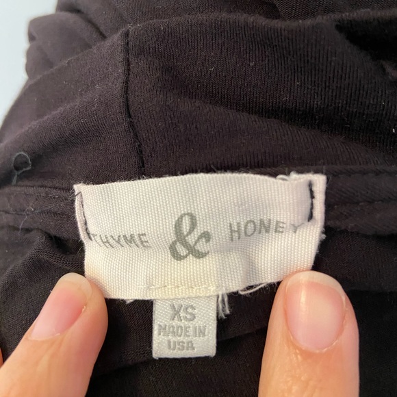 Black Dress - Picture 4 of 5